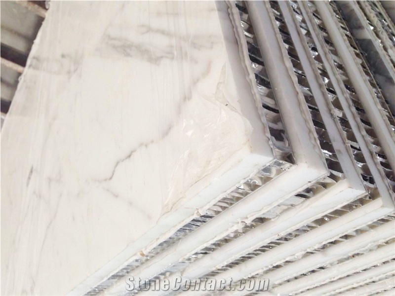 Thin Laminated Aluminum Honeycomb Backing Carrara White Marble Panels
