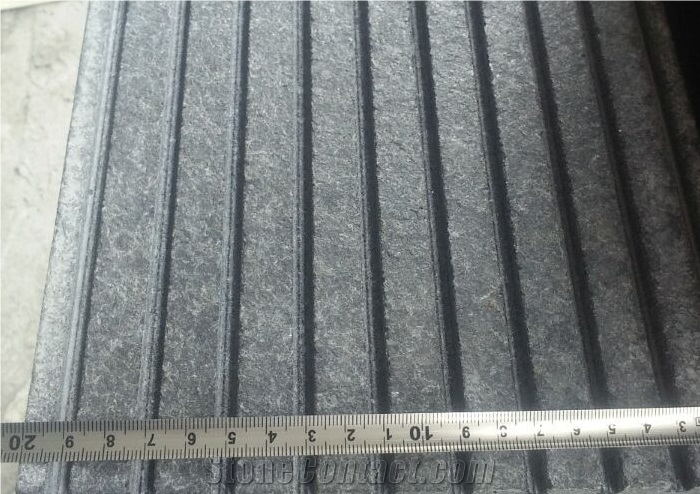 China Black Basalt Flamed Grooved Tiles