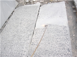 China Natural Hainan Black Basalt Tile & Slab, Lava Stone Tile