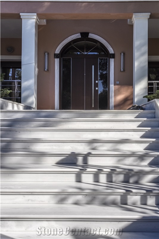 Marble Dionyssos White Steps