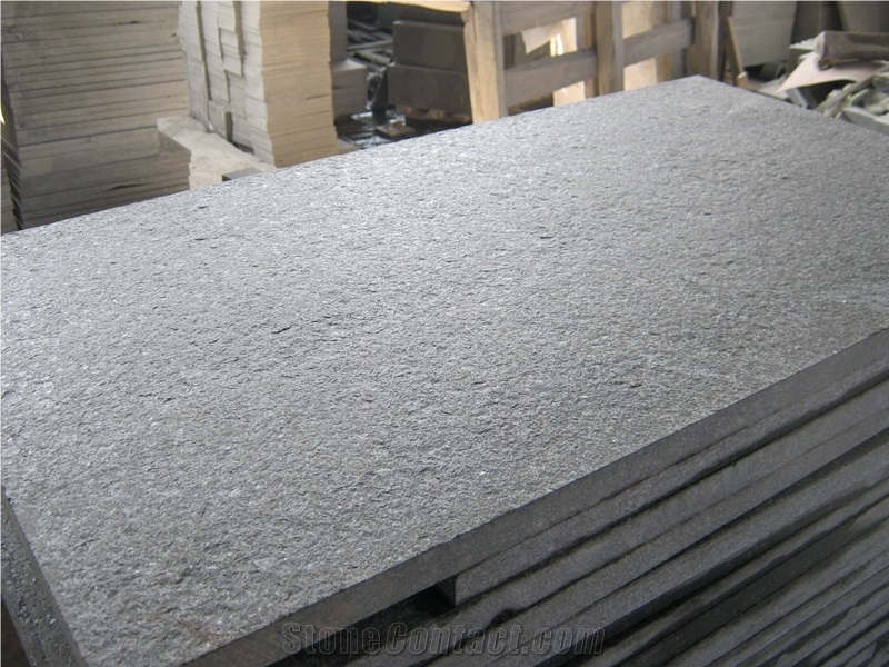 Black Basalt G684 Flamed Tiles, China Black Basalt