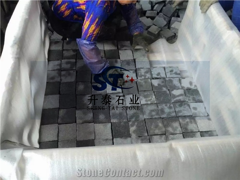 G654 Impala Black Padang Dark Black Granite Cobble Stone Cube Stone Paving Sets Floor Covering