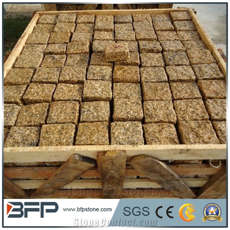 G682 China Yellow Rustic Golden Sand Sunset Yellow Desert Gold Granite Flamed or Cleft or Bushhammered Cube Stone Paver