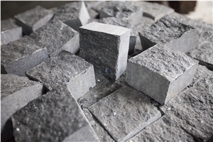 Kirikovan Black Gabbro Cobble Stone