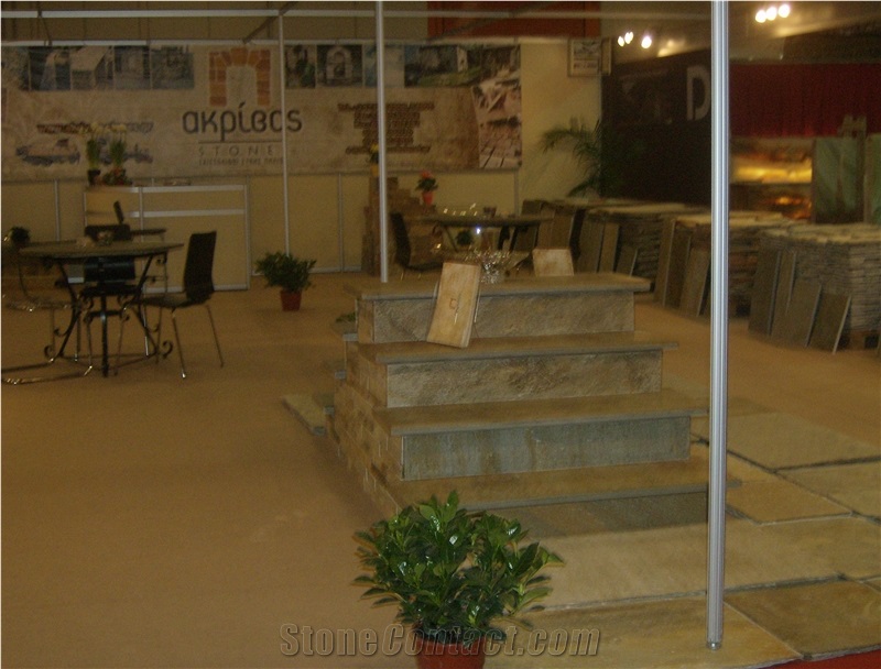 Sikis Slate Steps, Risers