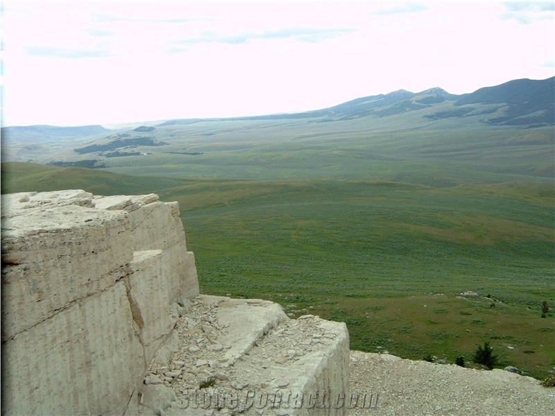 Idaho Travertine Blocks