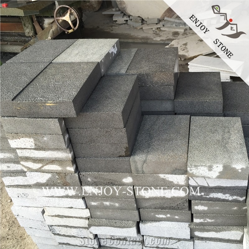 Bush Hammered Bluestone with Honeycomb Pavers,Bush Hammered Zhangpu Grey Basalto Floor Bricks,Grey Basaltina Paver
