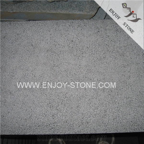 Bush Hammered Finish China Dark Grey Basalt,Zhangpu Bluestone with Honeycomb or Cat Paws on Surface,Basalt Quarry Owner
