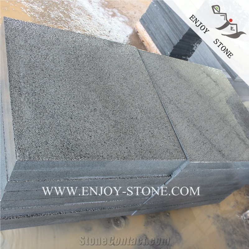 Bush Hammered Hainan Dark Grey Basalto Walkway Tiles,Hainan Black Bluestone Floor Tiles with Honeycomb,Grey Basaltina Paver,Black Andesite Paving Sets