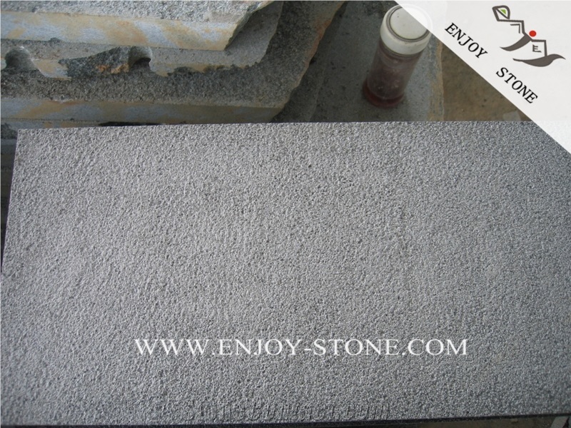 Bush Hammered Zhangpu Grey Basalto Floor Tiles,China Bushhammered Bluestone Tiles with Honeycomb Tile,Grey Basaltina Paver,Andesite Paver with Catpaws