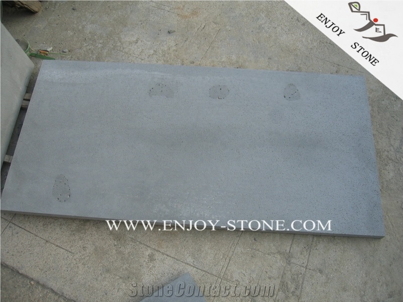 China Dark Grey Andesite Tiles with Catpaws,Andesite Paver,China Zhangpu Bluestone Tiles with Honeycomb Tile,Zhangpu Grey Basalto Floor,Paving Stone