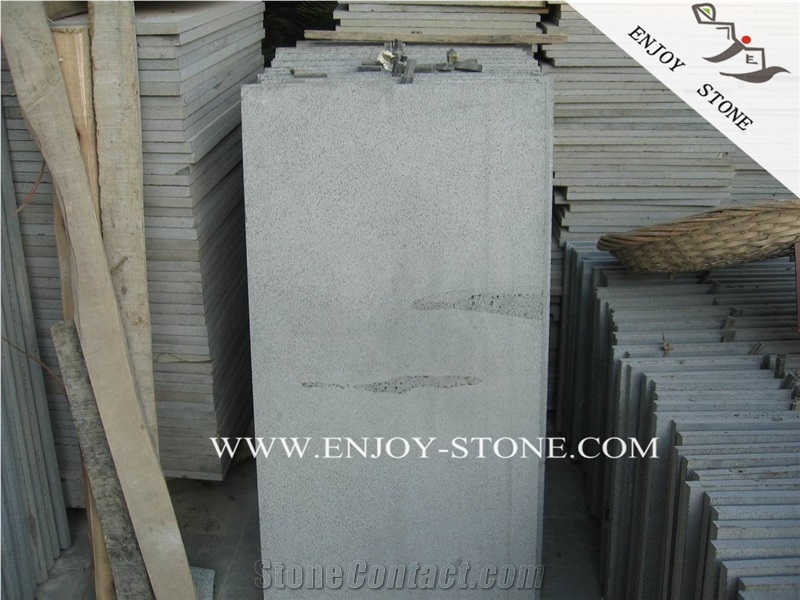 China Dark Grey Basaltina Paver,Zhangpu Basalto Floor Tile, Grey Andesite Paver with Catpaws,Bluestone with Honeycomb Tile,Paving Stone,Andesite Paver