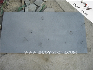 China Grey Basaltina Paver,Zhangpu Basalto Floor Tile,Bluestone with Honeycomb Tile,Paving Stone,Andesite Paver ,Basalt Slabs,Lava Stone Tile