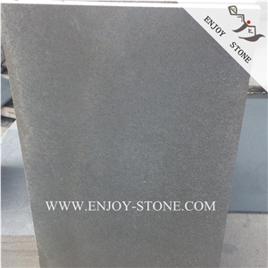 China Honed Bluestone Tiles with Honeycomb Tile,Honed Zhangpu Grey Basalto Floor Tile,Grey Basaltina Paver,Dark Grey Andesite Paver with Catpaws