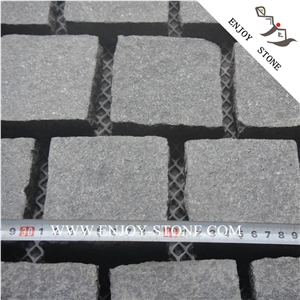 Flamed G684 Black Pearl Basalt Cobblestone on Mesh,Basalt Courtyard Paver,G3518,Fuding Black Cobble Stone,Padang Black,Absolute Black Basalt