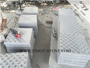 G654 Dark Grey Grantie Blind Paving Stone,Sesame Black Granite Walkway Pavers,China Grey Granite Cube Stone,Patio Pavers