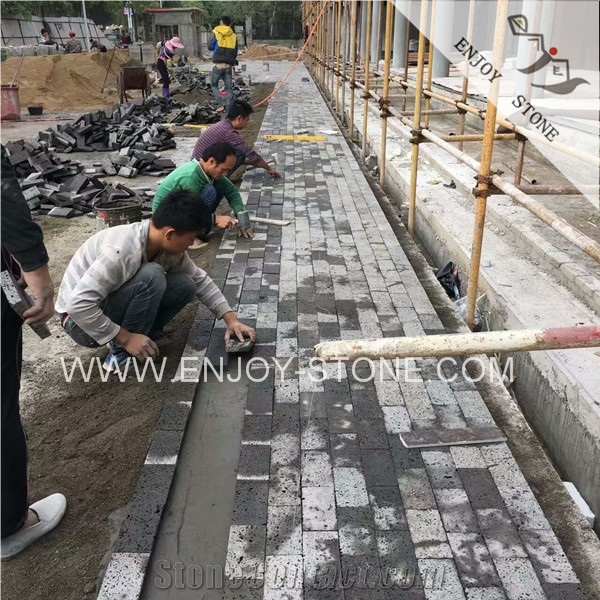 Hainan Lava Stone,Gray Volcanic Stone Cobble Stone,Wall Cladding,Wall Covering,Garden Stepping Pavements,Drive Way Paving Stone,Courtyard Road Pavers,Exterior Pattern,Walkway Pavers