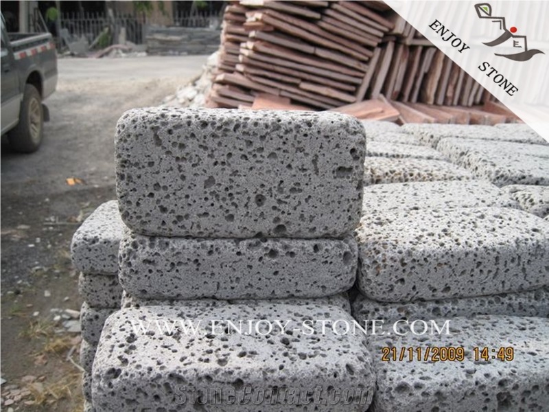 Natural Split Hainan Lava Paving Sets,Chinese Lava Stone Basalt Handmade Bricks,Volcanic Walking Paver,Lava Stone Bricks