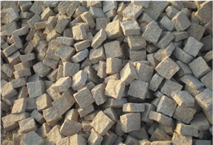 China Yellow Rust Granite G682 Cube Stone , Polished Golden Garnet, Sunset Gold Granite, Golden Yellow Grante Paving Stone, Desert Harvest Gold Granite Cobble, Misty Yellow Granite