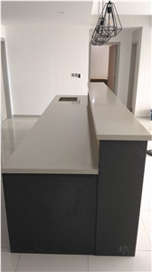 D4030 Clamshell Quartz Stone Polished Solid Surface Slab for Worktops and Bench Tops 2cm Thick with Scratch Resistant and Stain Resistant