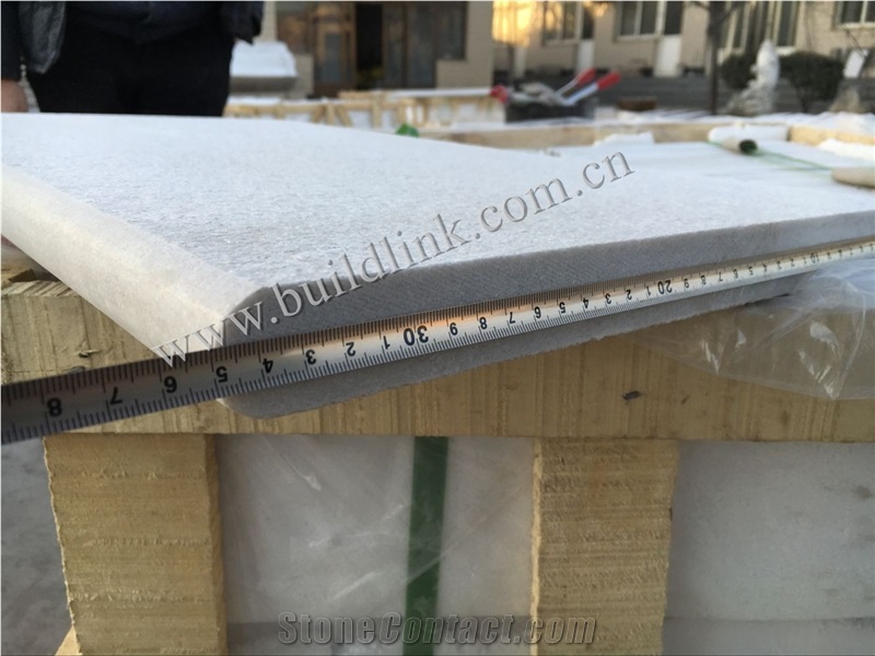 Natural Crystal White Quartzite Bullnose Pool Coping Tiles , White Quartzite Flamed Bullnose Tiles