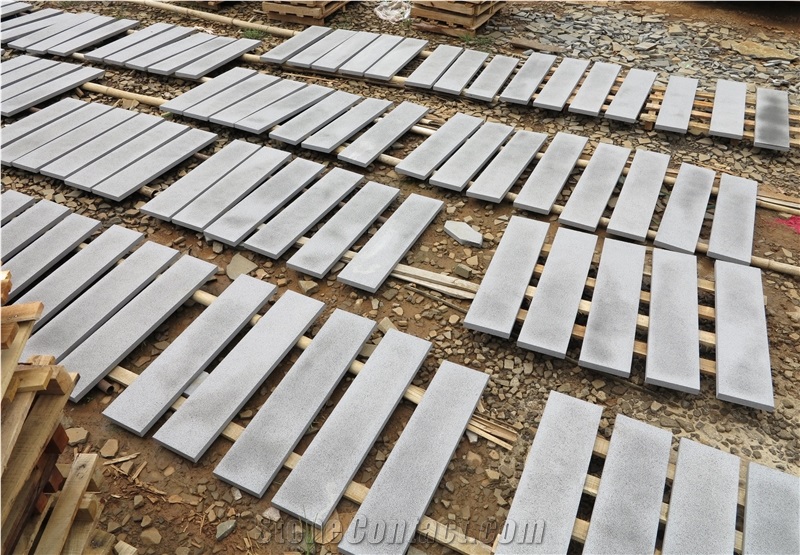 China Grey Basalt Tiles,Blue Stone, Andesite Black Tiles, Hainan Black Paving Stone, Exterior Wall Cladding
