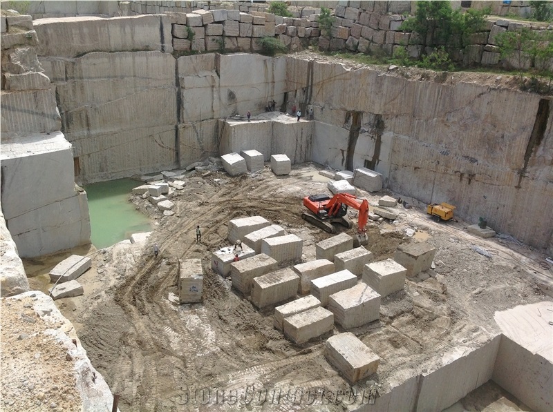 Ghiblee Ivory Granite, Ghibli Ivory Granite Block
