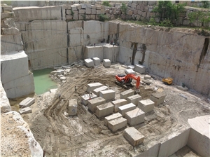 Ghiblee Ivory Granite, Ghibli Ivory Granite Block