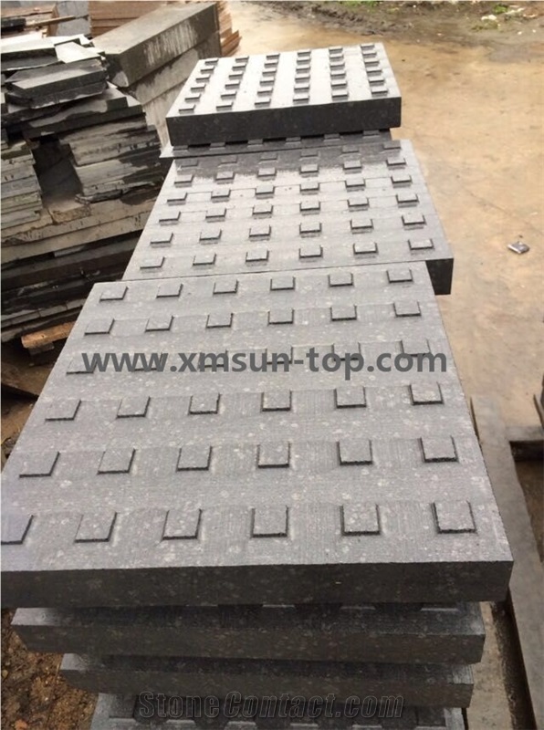 G684 Basalt Tactile Tiles/Black Basalt Tile with Tactile/Blakc Basalt Blind Stone Paver/Black Stone Tactile Tile for Sidewalk/Anti Slip Tile/ Conductive Tile/Fuding Black Pavers/Black Blind Stone
