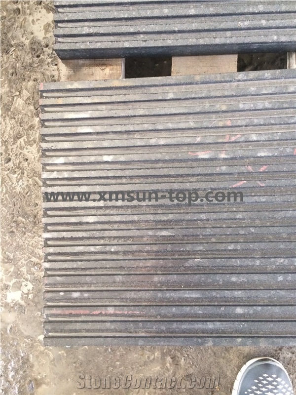 G684 Basalt Tactile Tiles/Black Basalt Tile with Tactile/Blakc Basalt Blind Stone Paver/Black Stone Tactile Tile for Sidewalk/Anti Slip Tile/ Conductive Tile/Fuding Black Pavers/Black Blind Stone