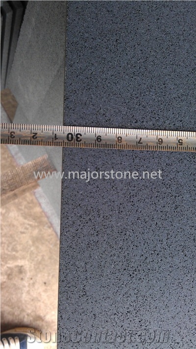Black Basalt/ Basaltina / Basalto/ China Black/ Hainan Black/ Hainan Black Basalt/ Tiles/ Walling/ Flooring/Dark Basalt / Blue Stone / Wall Tiles / Slabs / Covering /Paver