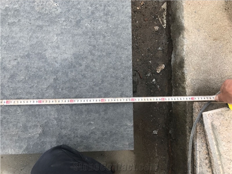 China Black Basalt Zangpu,Basalte De Zangpu,Zhangpu Black Flamed Paving Tiles