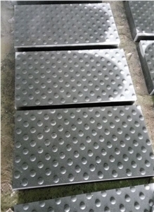 China Zhangpu Black Basalt Pedestrian Paving Stone, Tactile, Paving Stone,Blind Stone Pavers,Paving Sets,Blind Paving Stone,Floor Covering,Flamed Surface,Flamed Sandblasted Paving Stone Tiles