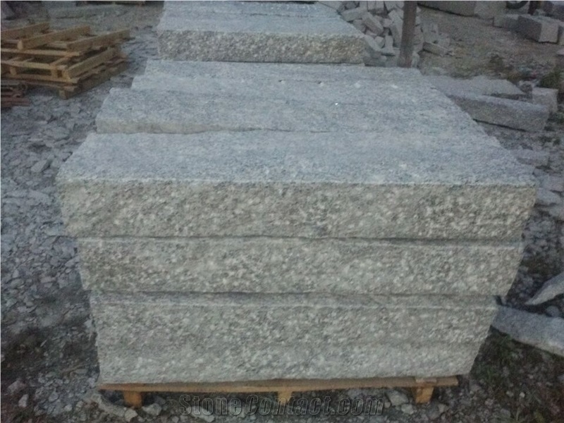 G602 Granite, Alternative Of G603,China Grey Sardo,Mayflower Snow,Padang Champagne,Plum Blossom White,Chinese Sardini Grey,Cristallo Grigio,New Bianco Sardo Picked/Pineappled Curbs Kerbstones