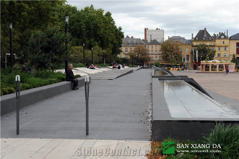 G684 China Black Stone/Paving Tiles/Floor Covering/Walkway Pavers/Cobble Stone/Cube Stone Projects