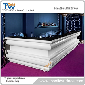 White Color Acrylic Solid Surface Full Nose Edge Hotel Bar Counter Design with Black Artificial Marble Stone Bar Counter Tops