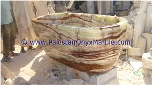 Customizable Onyx Bathtubs Collection