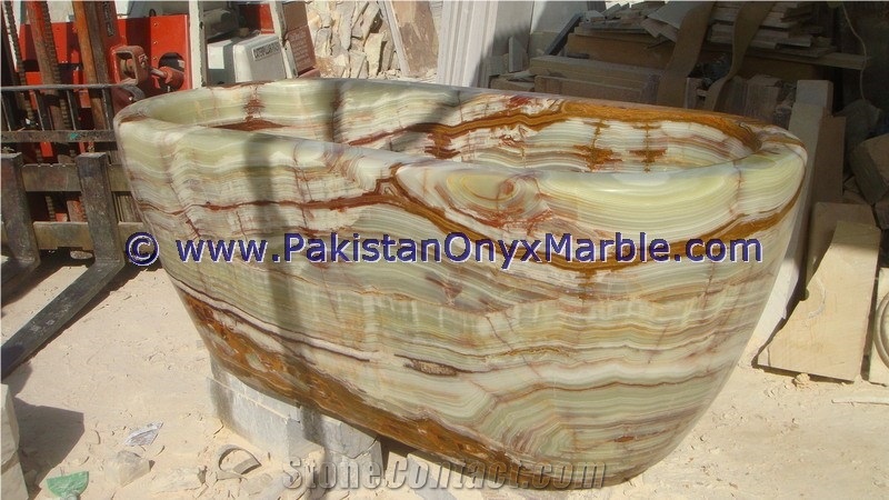 Customizable Onyx Bathtubs Collection