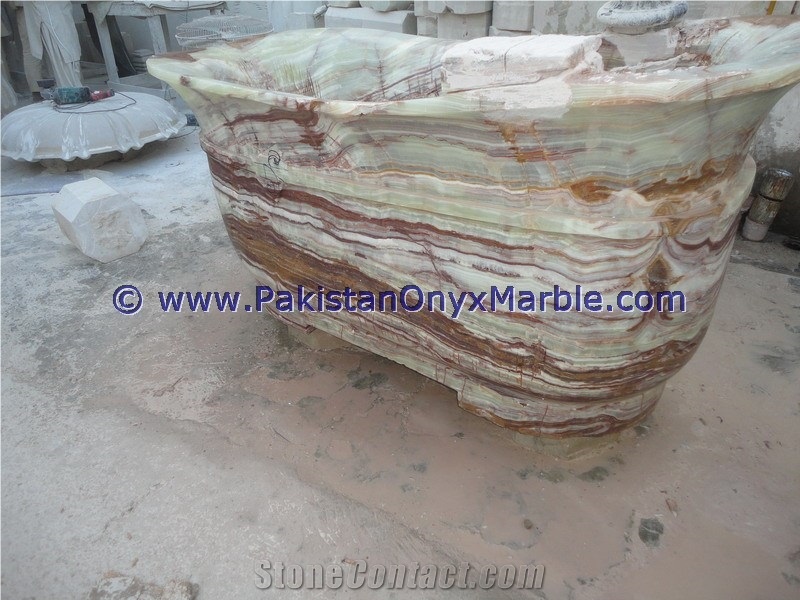 Customizable Onyx Bathtubs Collection