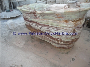 Customizable Onyx Bathtubs Collection