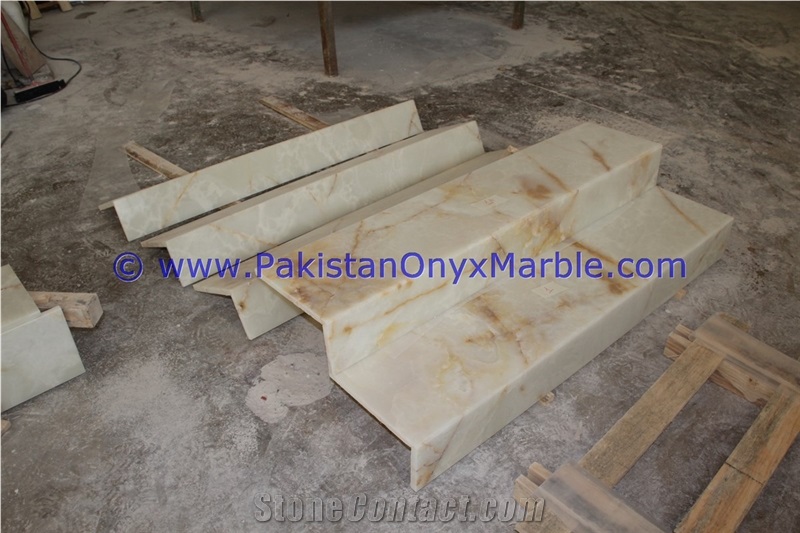 Pakistan Best Price Onyx Stair Steps, Onyx Treads and Risers Collection