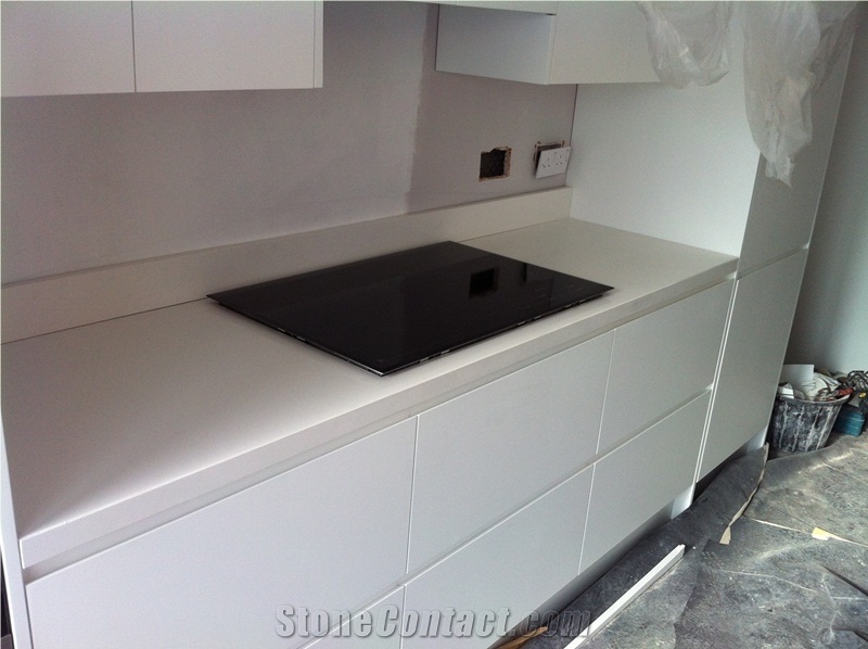 White Quartz Stone Kitchen Countertops