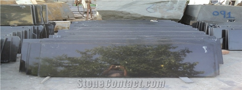 Absolute Black Granite Polished Slabs