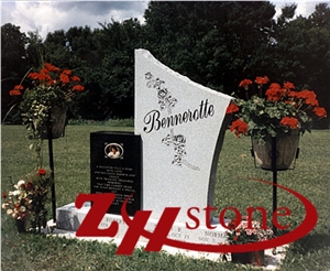 Good Quality Flat Top with Cross Carving Padang Dark/ Impala Black/ G654 Granite Tombstone Design/ Cross Tombstones/ Engraved Tombstones/ Gravestone/ Custom Monuments