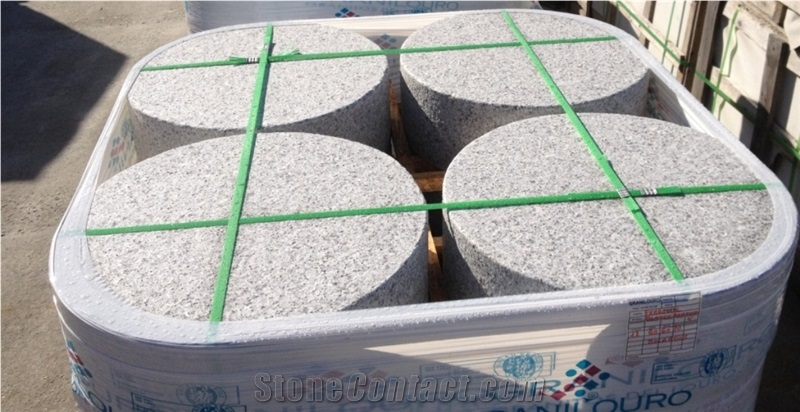 Blanco Berrocal Granite Bollards Placed at the Puerta Del Sol, Madrid