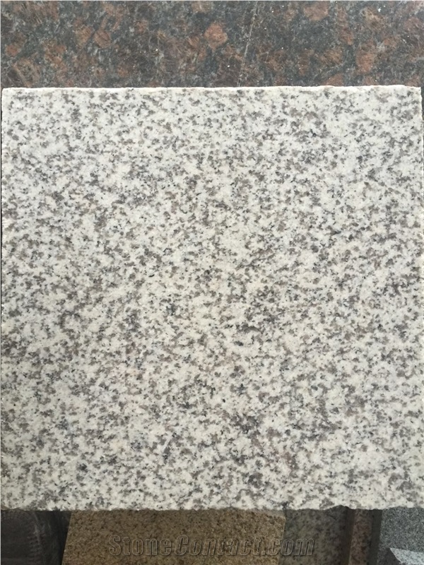 G655 Light Grey Granite Tiles Slabs