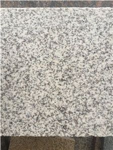 G655 Light Grey Granite Tiles Slabs