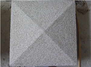 Yellow Stone Pyramid Pier Caps,Fine Pineapple Finished Quoins. Beige Granite Stone Paving