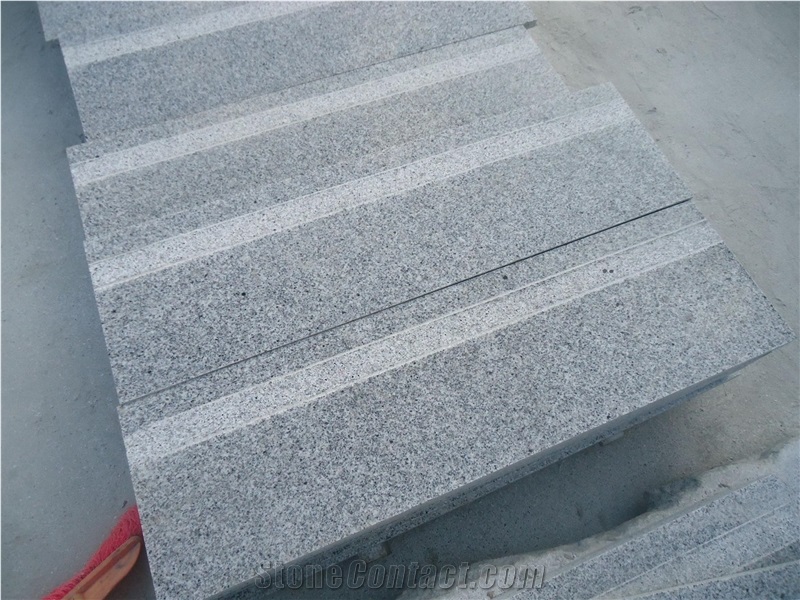 Chinese Cheaper Grey Granite Steps / Riser / Stairs with Flamed Anti-Slip, China Crystal Light Granite Steps G603