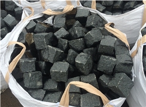 Natural Split For Gabbro, Black Granite Cube Paving Stone